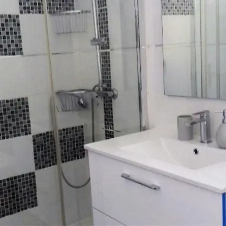 Atico Con Terraza, Vistas Al Mar Y Ciudad Appartement *